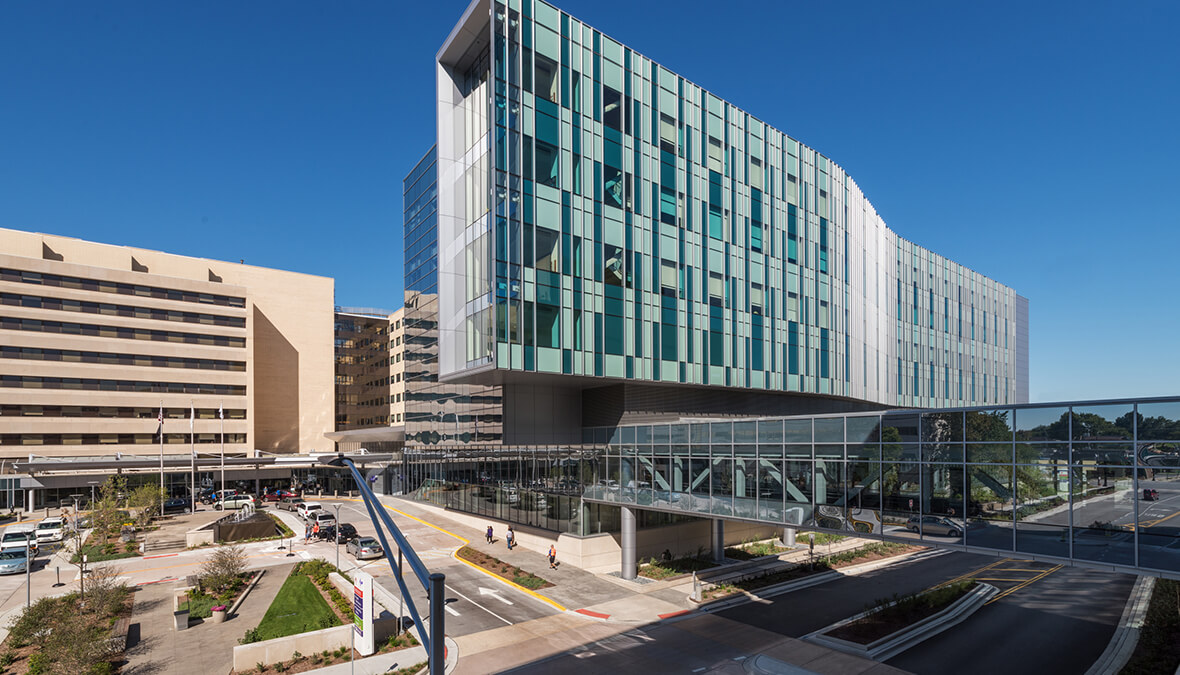 Advocate Christ Medical Center exterior