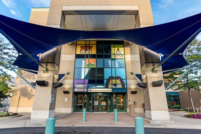 The front entrance of Advocate Childrens Hospital.